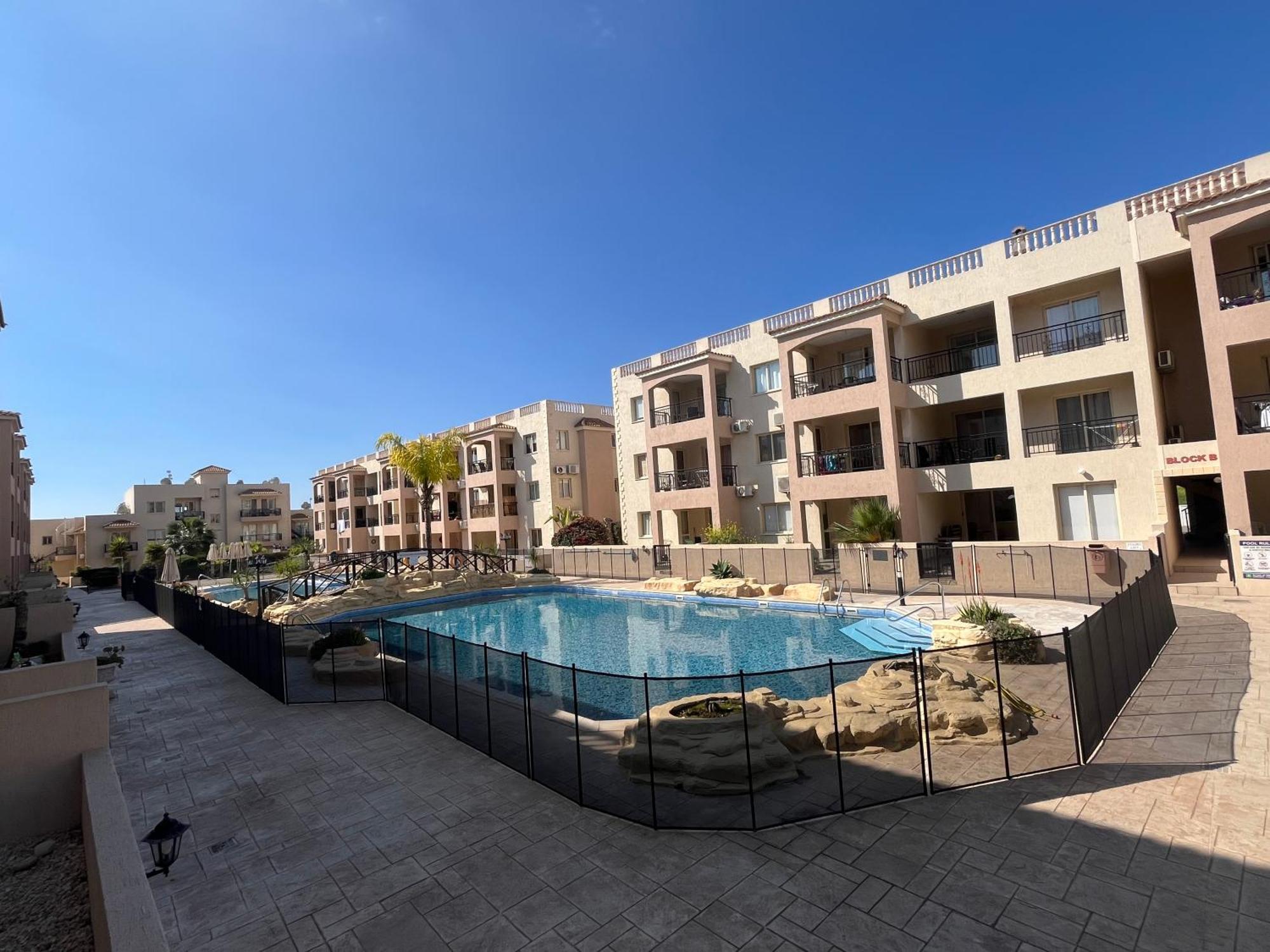 Royal Seacrest Residence Paphos Eksteriør billede